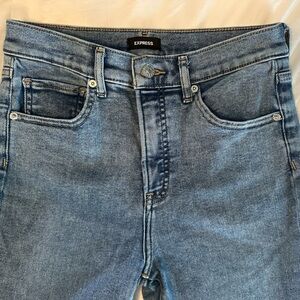 Express Stone Washed high rise skinny jeans size 8 regular